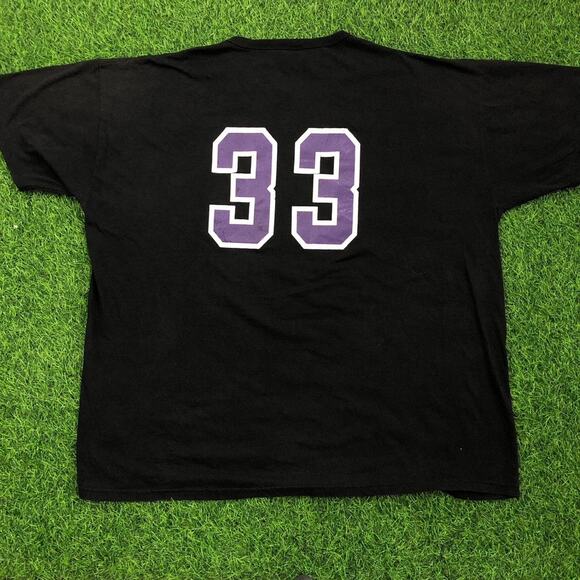 Mens Black Warrior Pride Basketball Graphic Number Tee - Picture 2 of 4